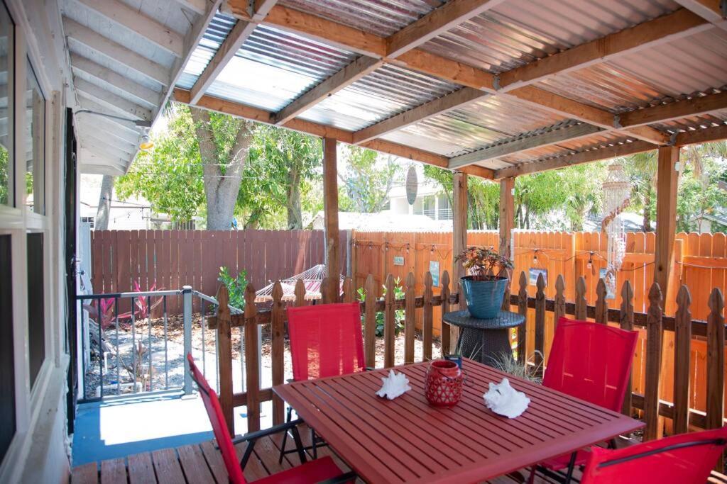 Two Bedroom Ranch With Private Deck Close To Beach Lake Worth Beach Buitenkant foto