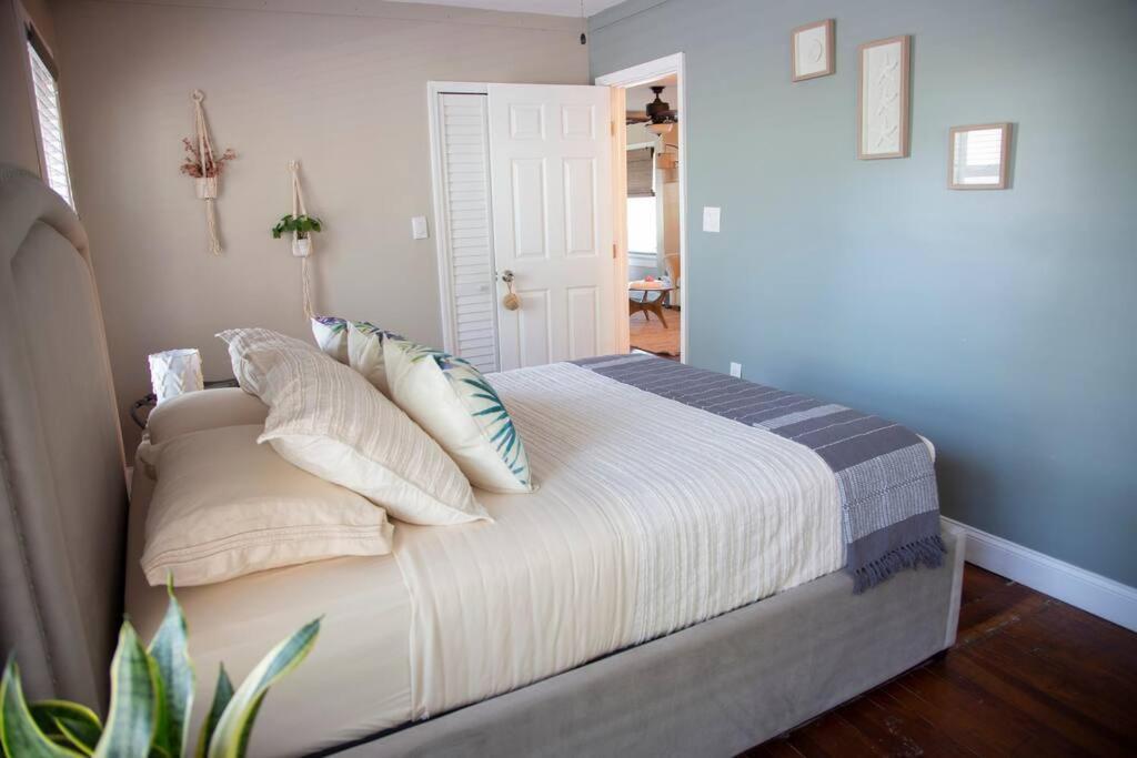 Two Bedroom Ranch With Private Deck Close To Beach Lake Worth Beach Buitenkant foto