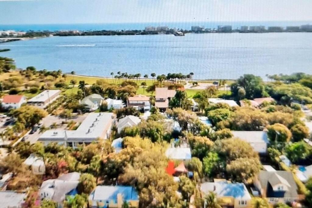 Two Bedroom Ranch With Private Deck Close To Beach Lake Worth Beach Buitenkant foto
