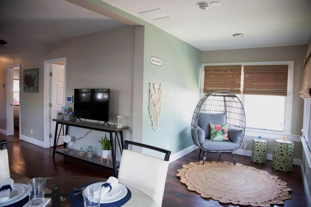 Two Bedroom Ranch With Private Deck Close To Beach Lake Worth Beach Buitenkant foto